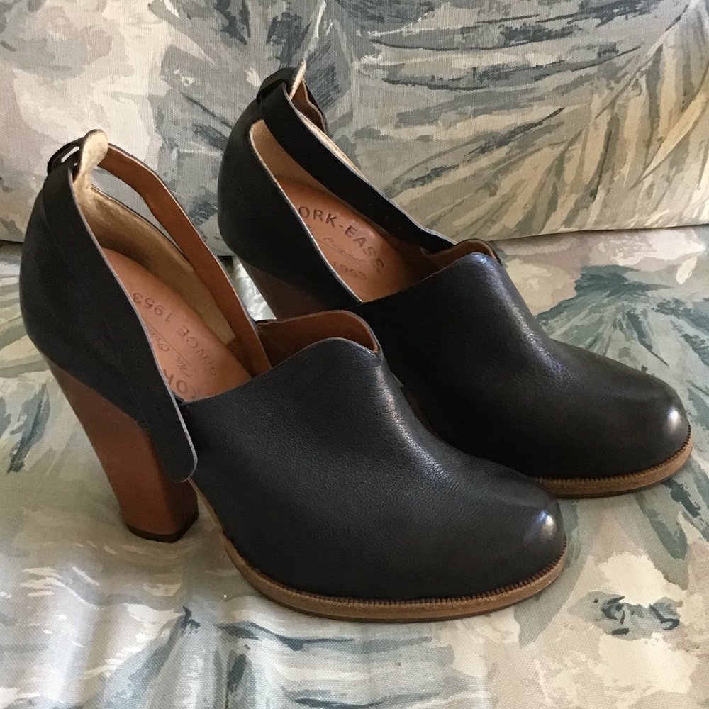 Black & brown Kork Ease heels